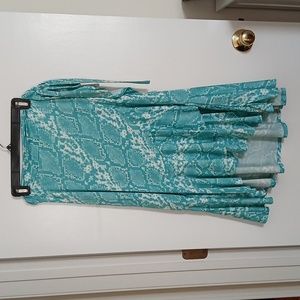 LulaRoe, Bella-L Stylish Teal Patterned Women's Ruffled Wrap Skirt. Size L